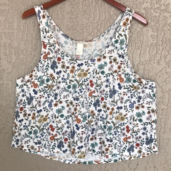 H&M Tops - H&M, floral, sleeveless, crop, muscle tank top.